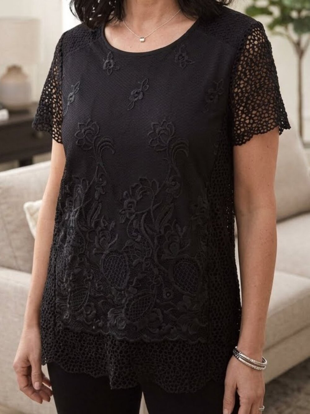 Alexander Women's Black Floral Embroidery Short Sleeve Top Blouse Size XL